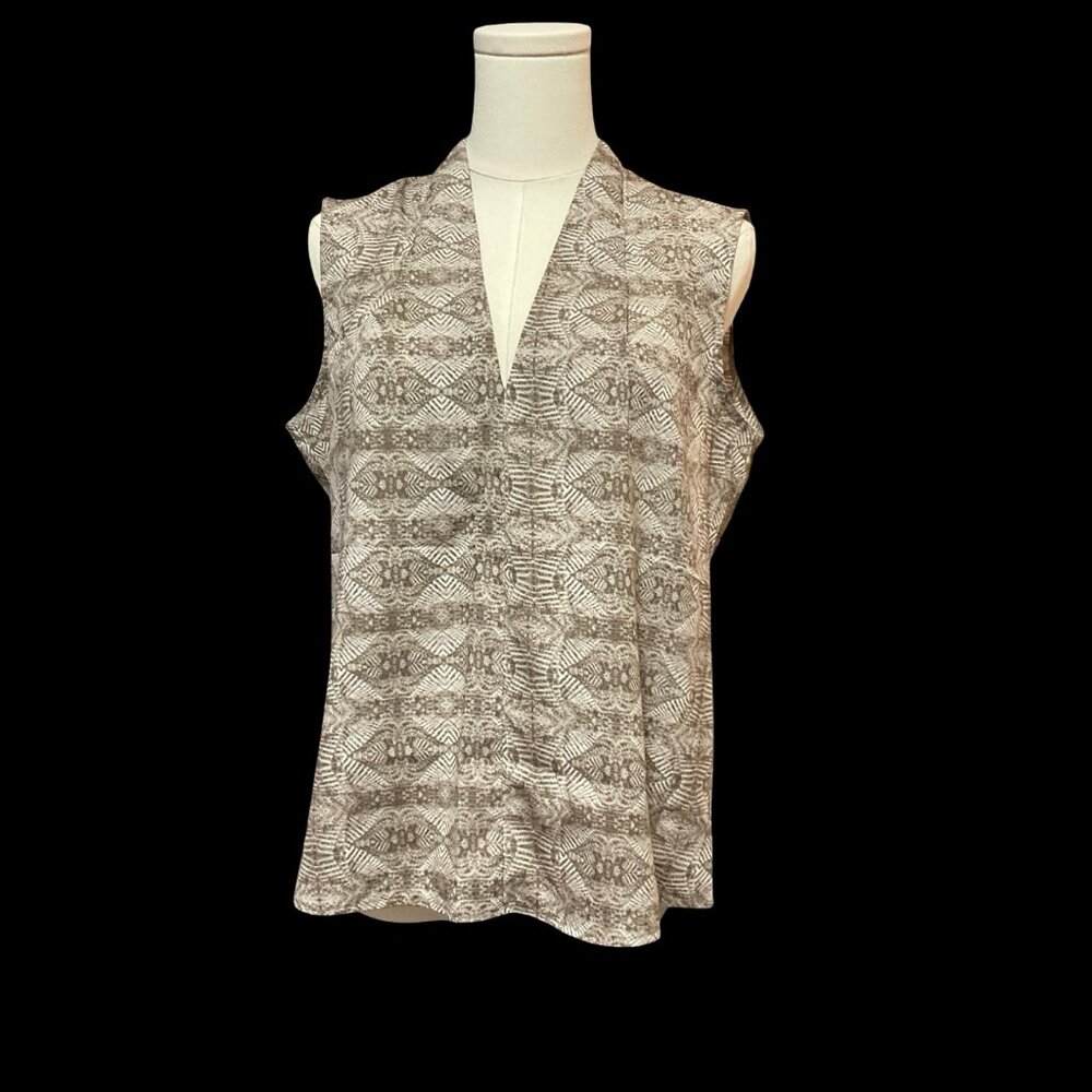 Cream/ Khaki Graphic Print Sleeveless Top w/ V-Neck